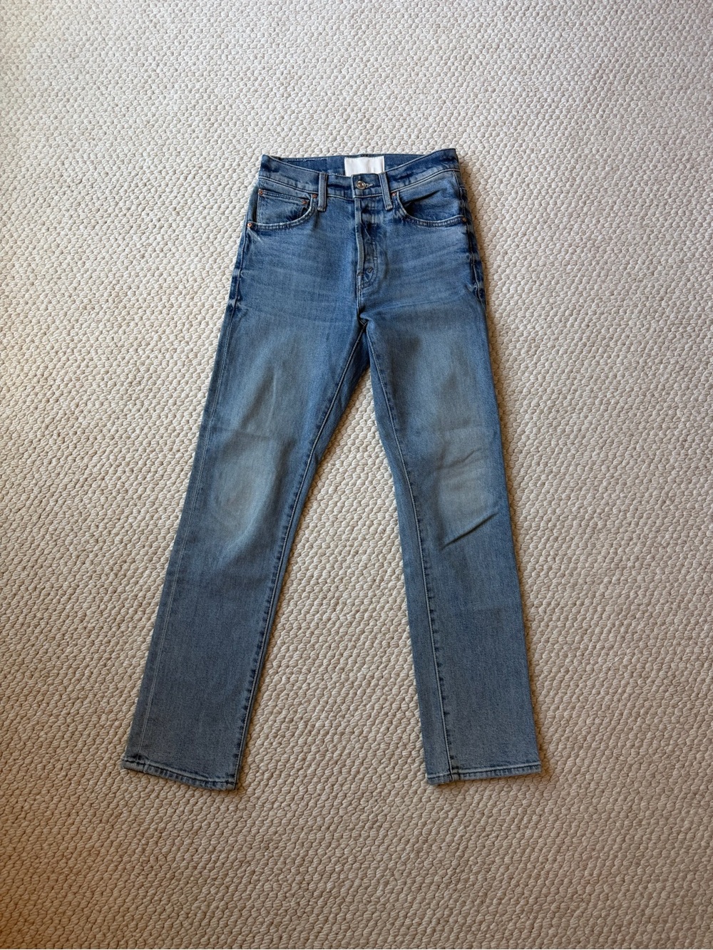 MOTHER High Waisted Hiker Hover in light Blue wash. Size 24. NEVER WORN